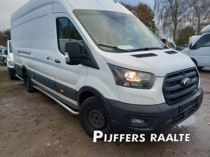 Ford Transit 2.0 TDCi 16V Eco Blue 130 RWD Sloopvoertuig (2022, Roze, Wit)