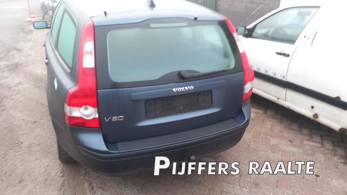 Volvo V50 1.8 16V Skrotfordon (2005, BLAUW)