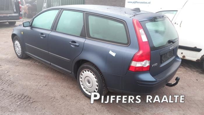 Volvo V50 1.8 16V Skrotfordon (2005, BLAUW)