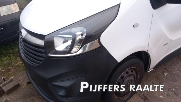 Opel Vivaro 1.6 CDTI BiTurbo 120 Skrotfordon (2015, ICY WHITE)