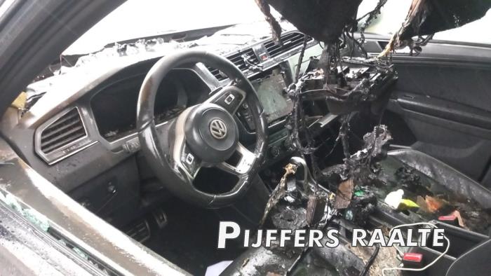 Volkswagen Tiguan 2.0 TDI 16V 4Motion Skrotfordon (2017, ZWART)