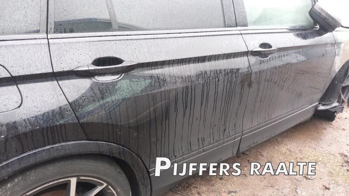 Volkswagen Tiguan 2.0 TDI 16V 4Motion Skrotfordon (2017, ZWART)