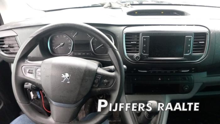 Peugeot Expert 2.0 Blue HDi 150 16V Skrotfordon (2019)