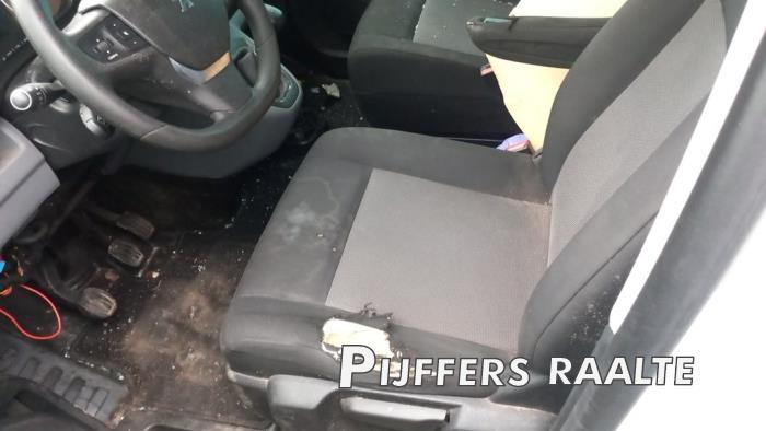 Peugeot Expert 2.0 Blue HDi 150 16V Skrotfordon (2019)