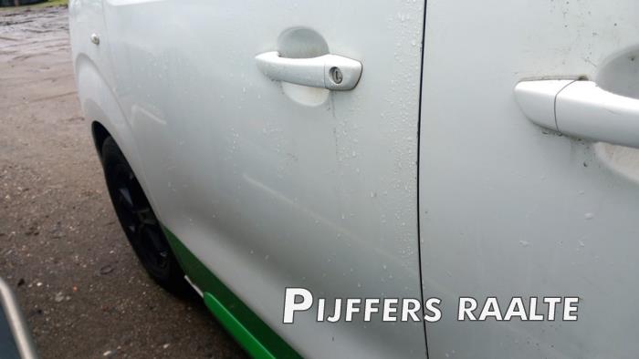 Peugeot Expert 2.0 Blue HDi 150 16V Skrotfordon (2019)