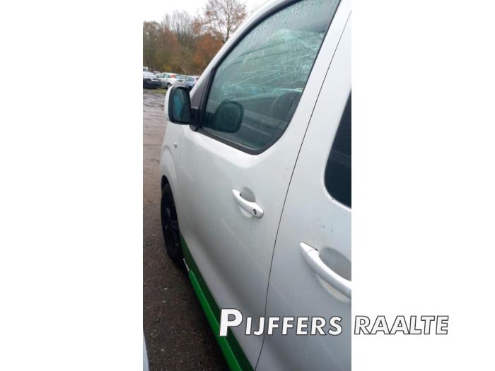 Peugeot Expert 2.0 Blue HDi 150 16V Skrotfordon (2019)