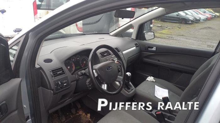 Ford Focus C-Max 1.6 TDCi 16V Skrotfordon (2005, GRIJS)