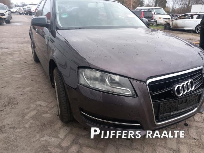 Audi A3 Sportback 1.4 TFSI 16V Skrotfordon (2008, GRIJS)