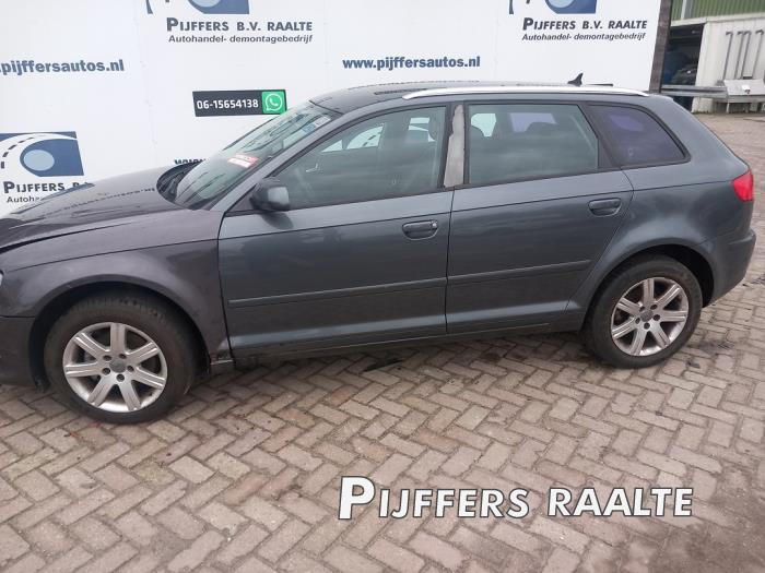 Audi A3 Sportback 1.4 TFSI 16V Skrotfordon (2008, GRIJS)