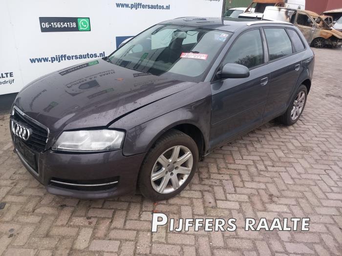 Audi A3 Sportback 1.4 TFSI 16V Skrotfordon (2008, GRIJS)