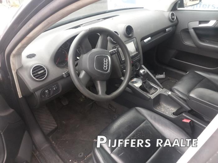 Audi A3 Sportback 1.4 TFSI 16V Skrotfordon (2008, GRIJS)