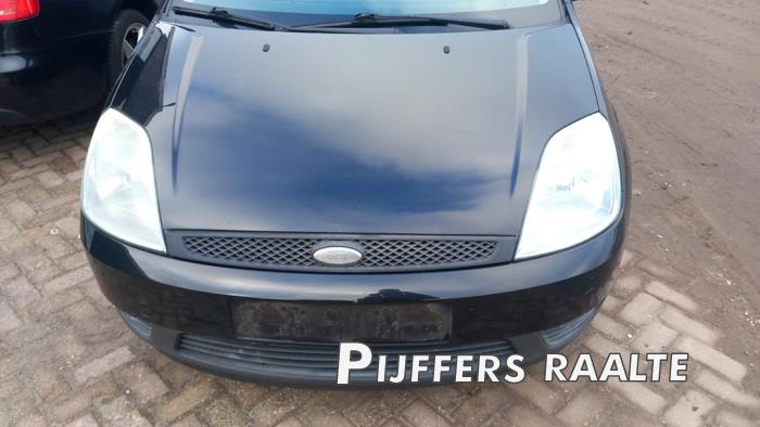 Ford Fiesta 5 1.3 Samochód złomowany (2004, Czarny)