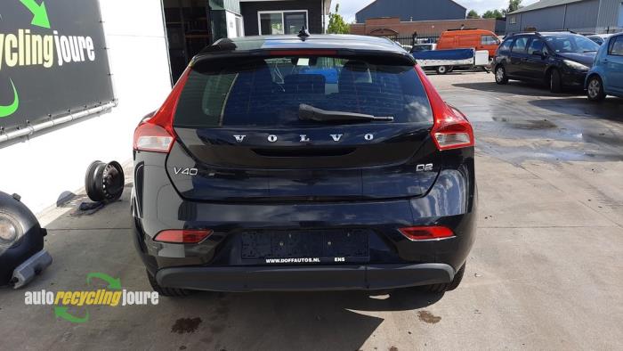 Volvo V40 2.0 D2 16V Sloopvoertuig (2015, Zwart)