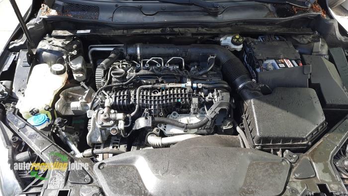 Volvo V40 2.0 D2 16V Sloopvoertuig (2015, Zwart)