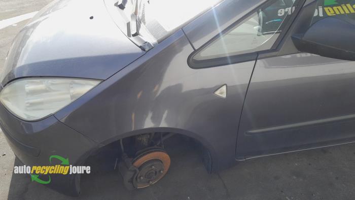 Mitsubishi Colt 1.3 16V Sloopvoertuig (2004, Grijs)