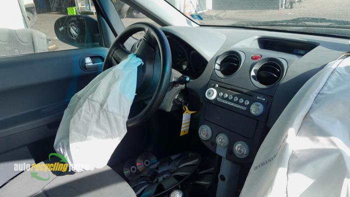 Mitsubishi Colt 1.3 16V Sloopvoertuig (2004, Grijs)