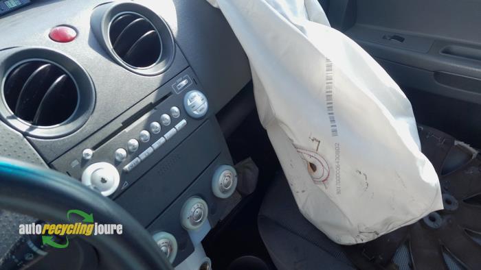 Mitsubishi Colt 1.3 16V Sloopvoertuig (2004, Grijs)