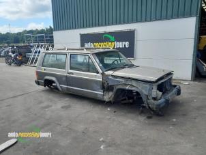 Jeep Cherokee  (Sloop)