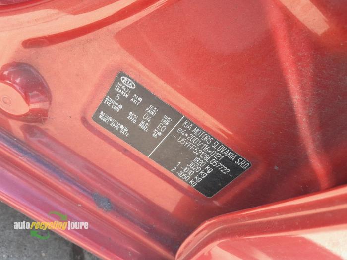 Kia Cee'd Sporty Wagon 1.4 16V Skrotfordon (2008, ROOD)