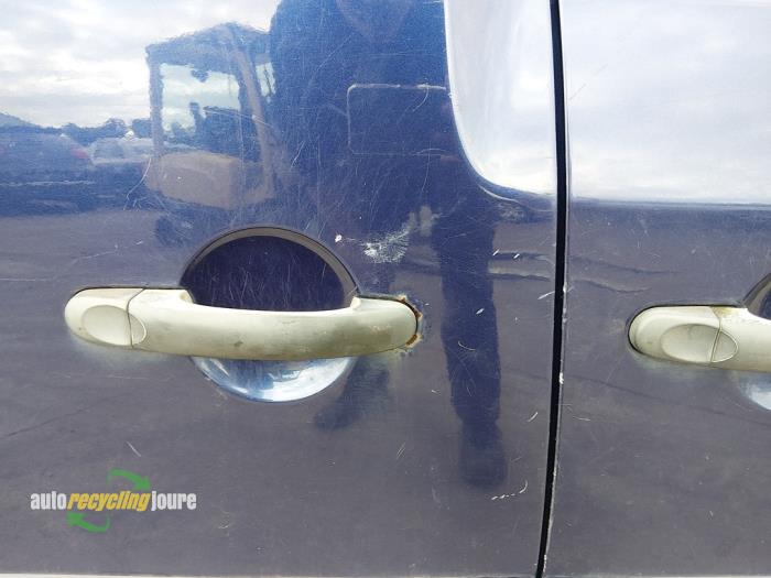 Volkswagen Caddy III 1.9 TDI Skrotfordon (2006)