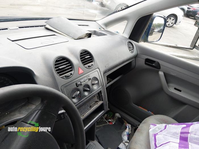 Volkswagen Caddy III 1.9 TDI Skrotfordon (2006)