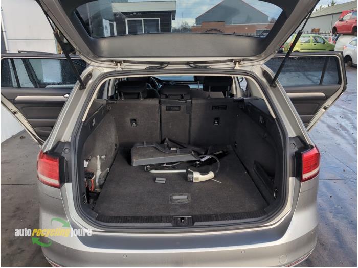 Volkswagen Passat Variant 1.4 GTE 16V Sloopvoertuig (2015, Grijs)