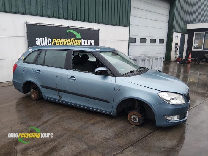 Skoda Fabia II Combi 1.2 TDI 12V Greenline Sloopvoertuig (2010, Blauw)