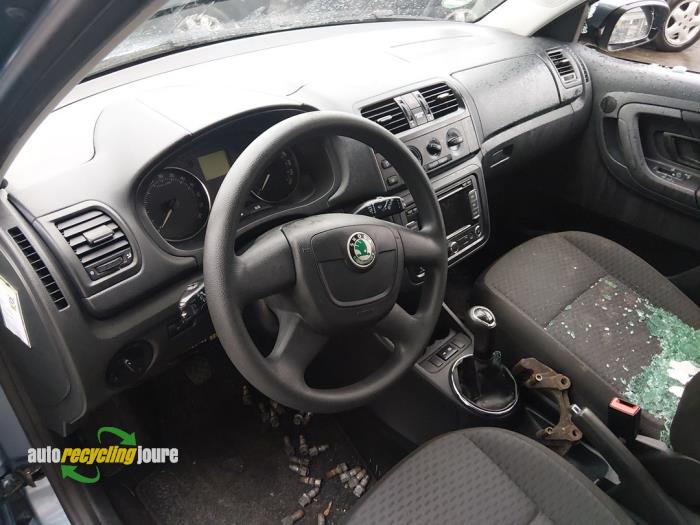 Skoda Fabia II Combi 1.2 TDI 12V Greenline Sloopvoertuig (2010, Blauw)