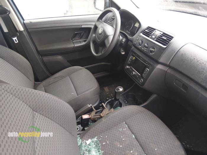 Skoda Fabia II Combi 1.2 TDI 12V Greenline Sloopvoertuig (2010, Blauw)