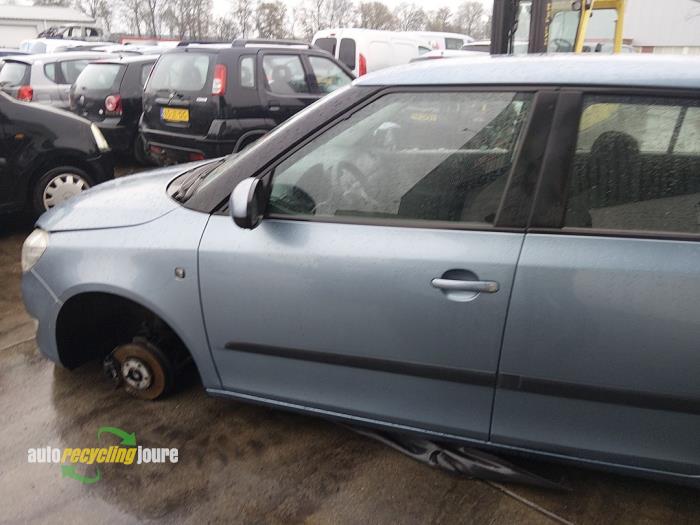 Skoda Fabia II Combi 1.2 TDI 12V Greenline Sloopvoertuig (2010, Blauw)