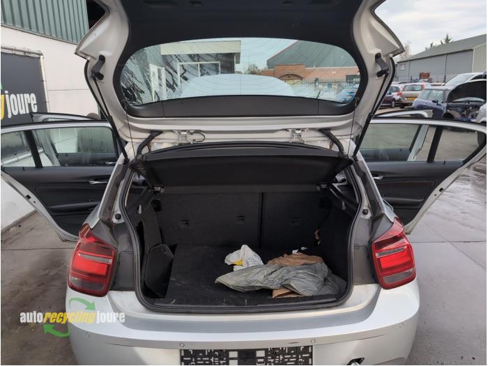 BMW 1 serie 116i 1.6 16V Sloopvoertuig (2013, Grijs)