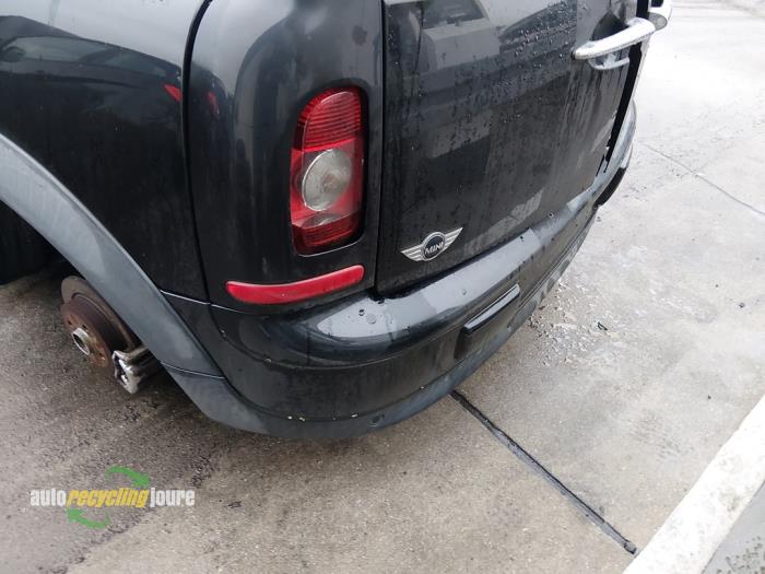 Mini Clubman 1.4 16V One Samochód złomowany (2009, Czarny)