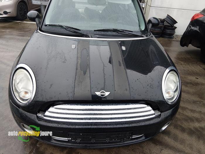 Mini Clubman 1.4 16V One Samochód złomowany (2009, Czarny)