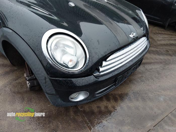 Mini Clubman 1.4 16V One Samochód złomowany (2009, Czarny)
