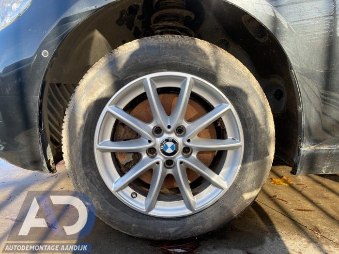 BMW 2 serie Active Tourer 218i 1.5 TwinPower Turbo 12V Skrotfordon (2016, ZWART METALLIC ZWART BLACK SAPPHIRE METALLIC)