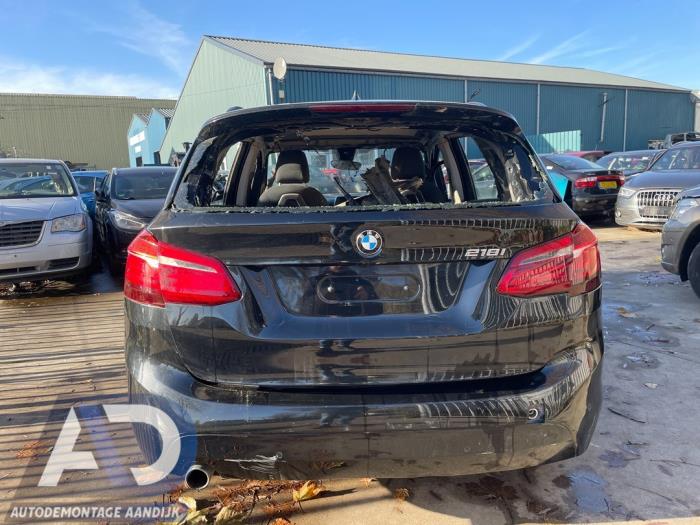 BMW 2 serie Active Tourer 218i 1.5 TwinPower Turbo 12V Skrotfordon (2016, ZWART METALLIC ZWART BLACK SAPPHIRE METALLIC)