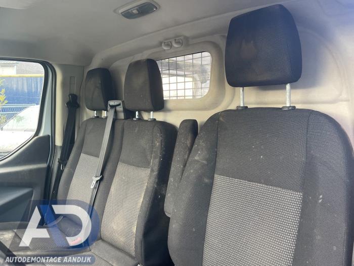 Ford Transit Custom 2.2 TDCi 16V Skrotfordon (2015, WIT)