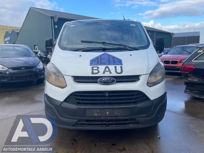 Ford Transit Custom 2.2 TDCi 16V Skrotfordon (2015, WIT)
