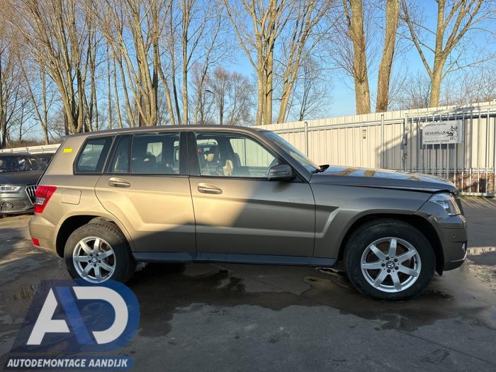 Mercedes GLK 3.5 350 V6 24V 4-Matic Skrotfordon (2010, BEIGE)