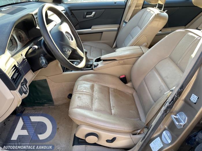 Mercedes GLK 3.5 350 V6 24V 4-Matic Skrotfordon (2010, BEIGE)