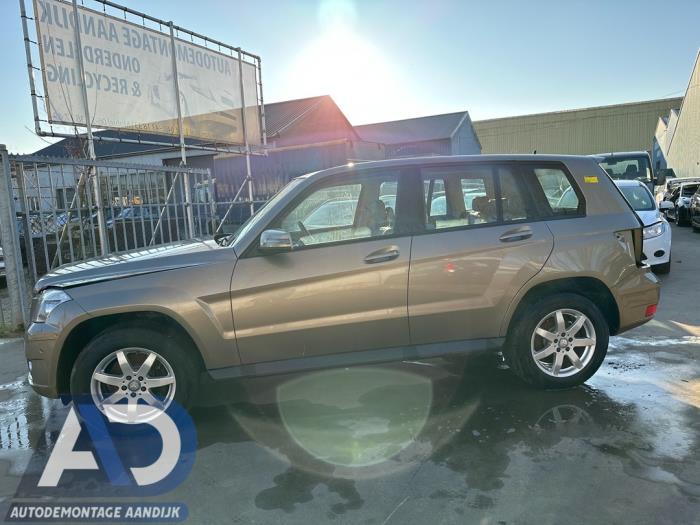 Mercedes GLK 3.5 350 V6 24V 4-Matic Skrotfordon (2010, BEIGE)