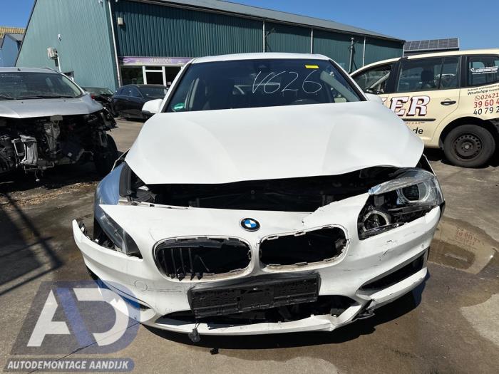 BMW 2 serie Active Tourer 220dA xDrive 2.0 TwinPower Turbo 16V Sloopvoertuig (2016, Wit)