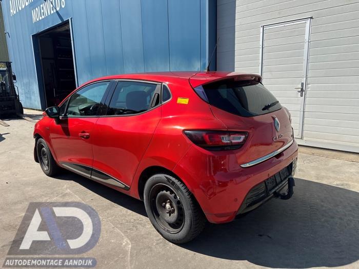 Renault Clio IV 0.9 Energy TCE 90 12V Skrotfordon (2017, ROOD)