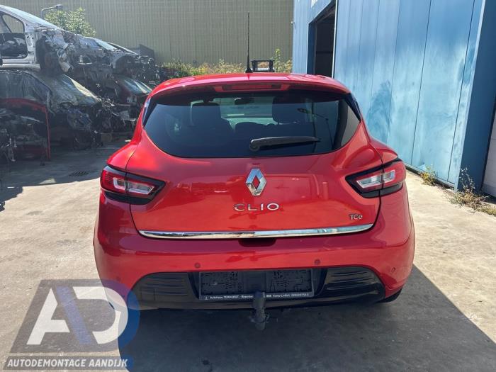 Renault Clio IV 0.9 Energy TCE 90 12V Skrotfordon (2017, ROOD)