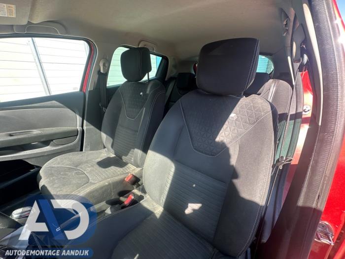 Renault Clio IV 0.9 Energy TCE 90 12V Skrotfordon (2017, ROOD)