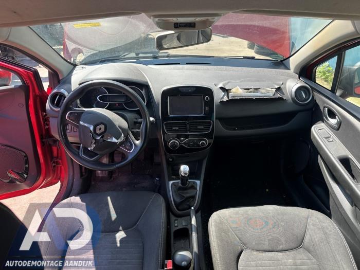 Renault Clio IV 0.9 Energy TCE 90 12V Skrotfordon (2017, ROOD)