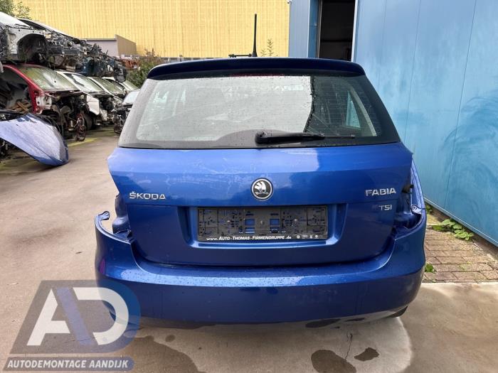 Skoda Fabia II 1.2 TSI Skrotfordon (2014, BLAUW)
