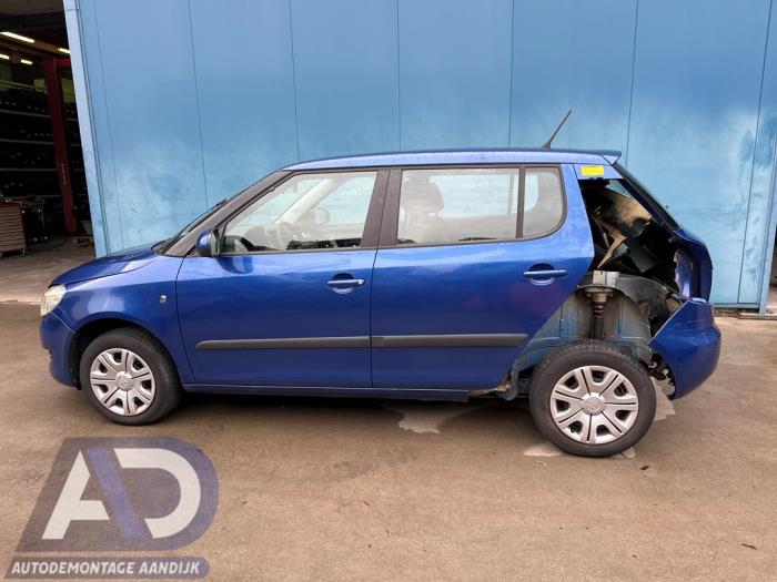 Skoda Fabia II 1.2 TSI Skrotfordon (2014, BLAUW)