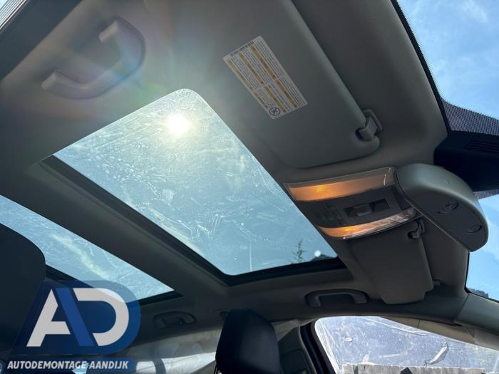 Mercedes C Estate 1.8 C-250 CGI 16V Skrotfordon (2011, ZWART)