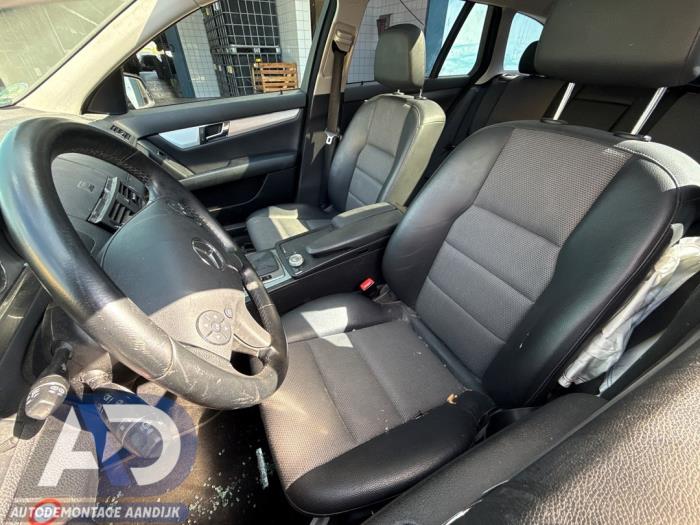 Mercedes C Estate 1.8 C-250 CGI 16V Skrotfordon (2011, ZWART)